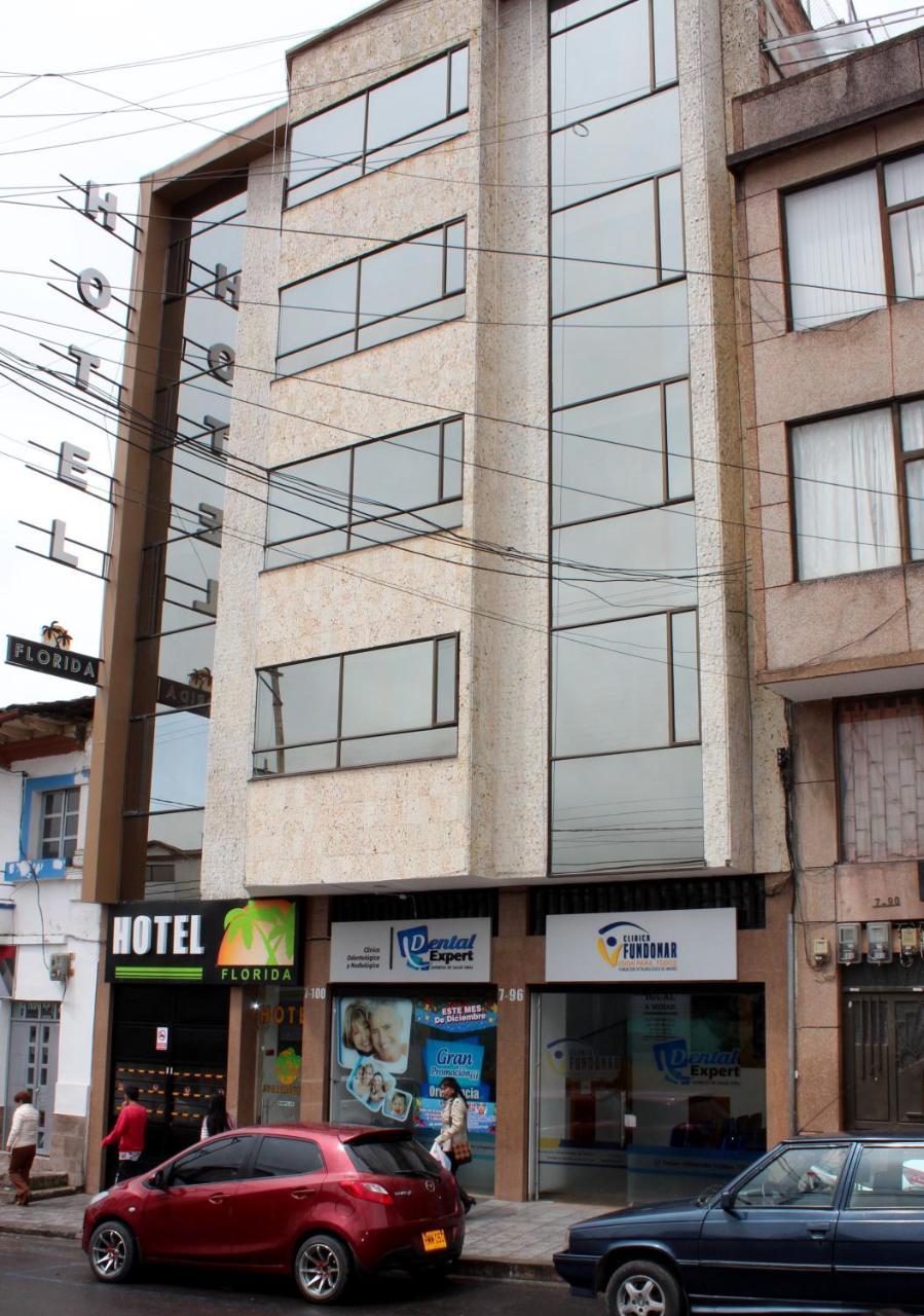Hotel Florida Apartasuites. 이피알레스 외부 사진